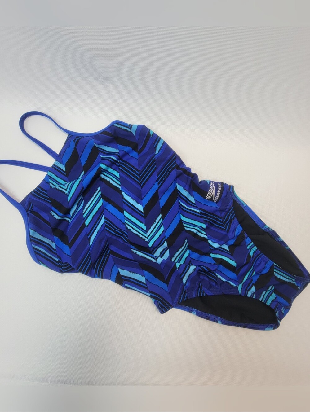 Speedo +Endurance Blue Teal Chevron OnePiece Swimsuit Bathingsuit Straps Size 30